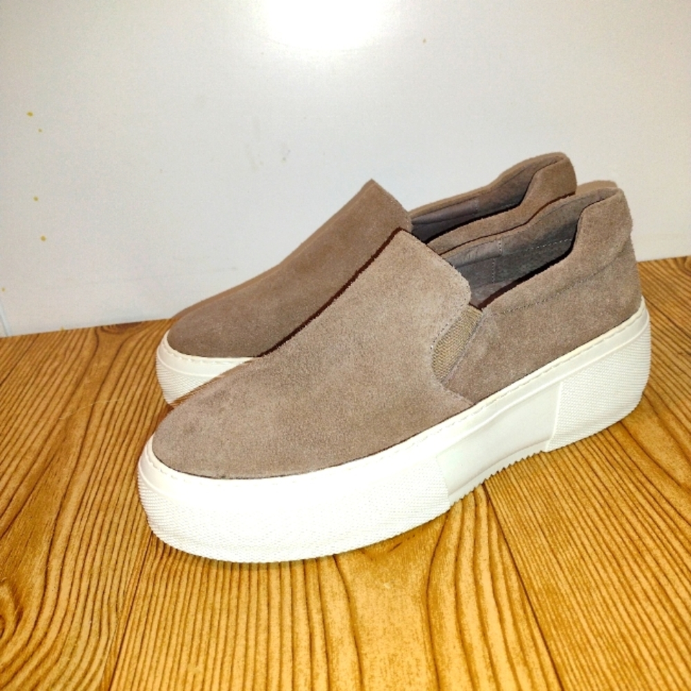 J Slides Shoes